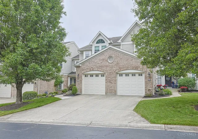 2nd image of 3886 Arbor Green Dr, Cincinnati, OH 45255 | MLS# 1887207