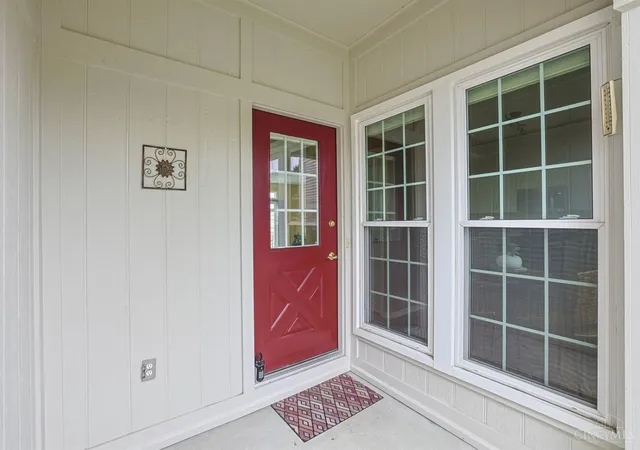 4th image of 3886 Arbor Grn Dr, Cincinnati, OH 45255