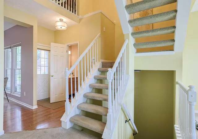 5th image of 3886 Arbor Grn Dr, Cincinnati, OH 45255