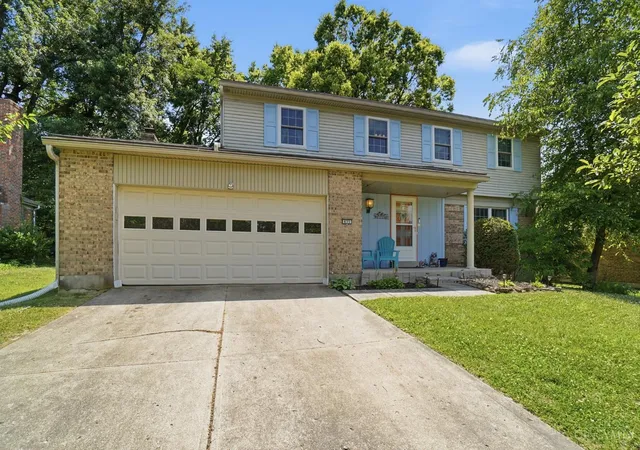 2nd image of 633 Glensprings Dr, Cincinnati, OH 45246 | MLS# 1886888