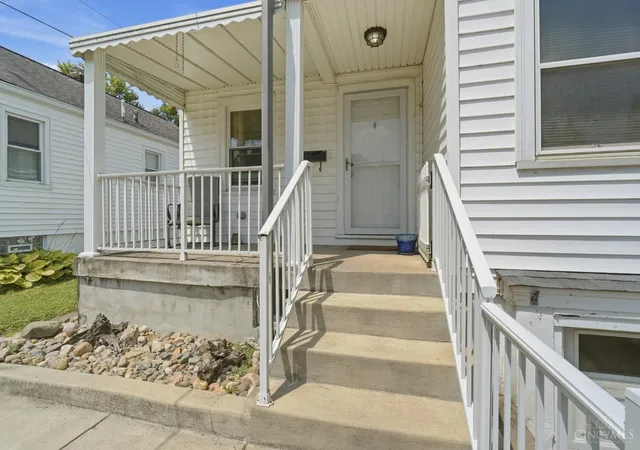 4th image of 7025 Mulberry St, North College Hill, OH 45239 | MLS# 1886521
