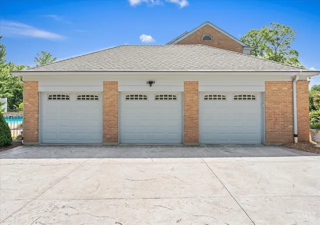 5th image of 436 Heathgate Rd, Cincinnati, OH 45255 | MLS# 1886734