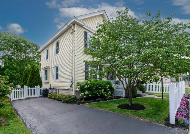 49th image of 3419 Shady Ln, Cincinnati, OH 45208 | MLS# 1887114