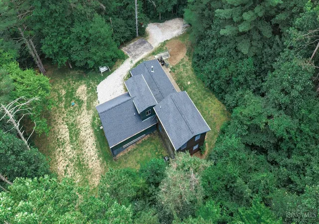 61st image of 2221 Blue Creek Rd, Brookville, IN 47012 | MLS# 1887205