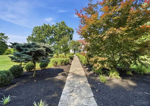 5th image of 1550 Neeb Rd, Green Twp, OH 45233 | MLS# 1884932