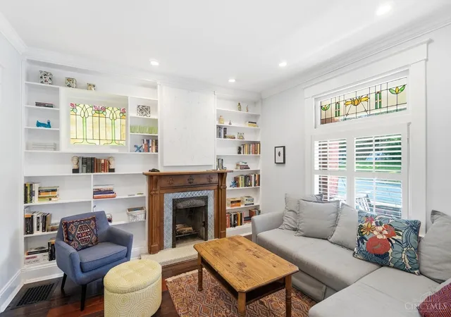 2nd image of 3363 Morrison Ave, Cincinnati, OH 45220 | MLS# 1886310