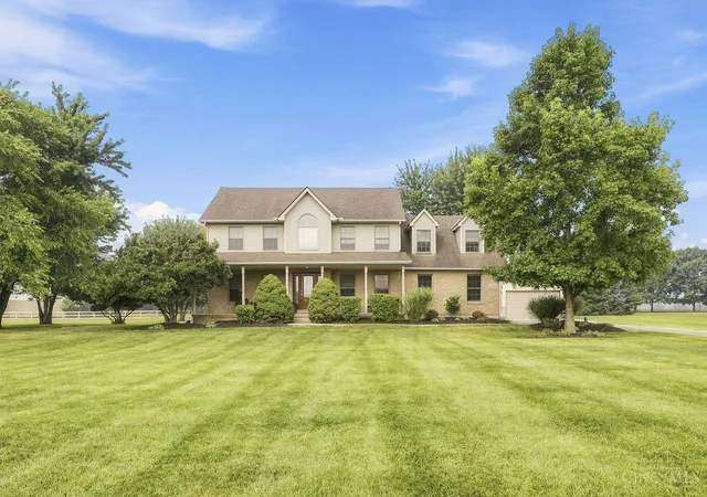 1st image of 2521 Twin Oaks Dr, Lebanon, OH 45036 | MLS# 1887254