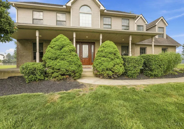 4th image of 2521 Twin Oaks Dr, Lebanon, OH 45036 | MLS# 1887254