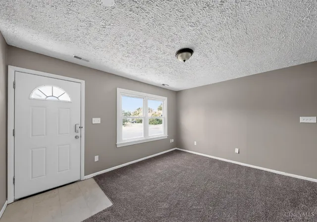 Photo 3 of Sale Pending at 3298 Niagara St, Cincinnati, OH 45251 | MLS# 1886876 | Listing updated on 2026-09-05
