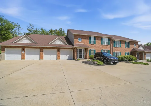 2nd image of 8794 Carrousel Park Cir #137, Colerain Twp, OH 45251 | MLS# 1887226