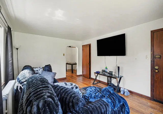 3rd image of 2809 Temple Ave, Cincinnati, OH 45211 | MLS# 1887177