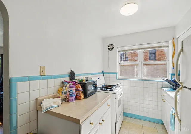 5th image of 2809 Temple Ave, Cincinnati, OH 45211 | MLS# 1887177