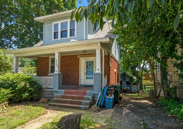 2nd image of 6207 Roe, Cincinnati, OH 45227 | MLS# 1887160