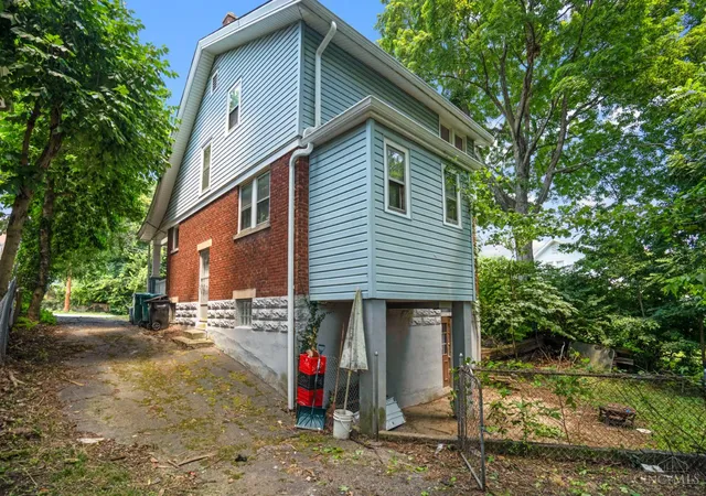 5th image of 6207 Roe, Cincinnati, OH 45227 | MLS# 1887160