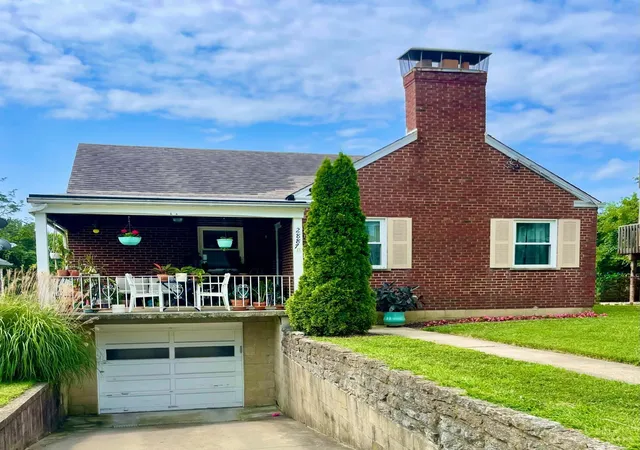 Photo 2 of Sale Pending at 2887 W Tower Ave, Cincinnati, OH 45238 | MLS# 1887306 | Listing updated on 2026-08-31