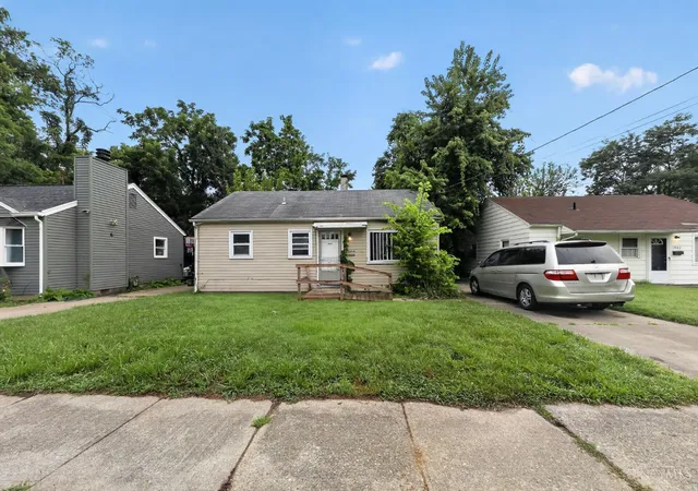 2nd image of 1944 Catalpa Ave, Cincinnati, OH 45239 | MLS# 1886890
