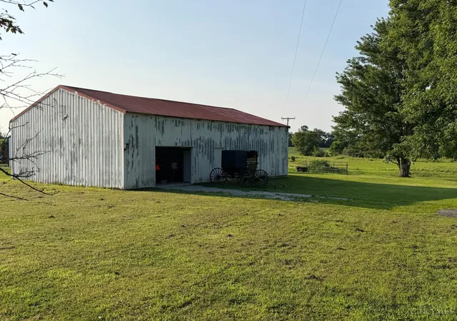 Photo 3 of Single family home for sale at 10671 St Rt 124, Hillsboro, OH 45133 | MLS# 1887305 | Listing updated on 2026-09-29