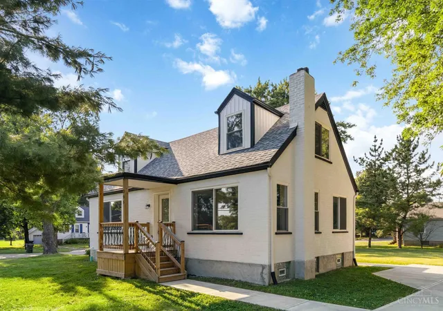 1st image of 396 Glensharon, Cincinnati, OH 45246 | MLS# 1887314