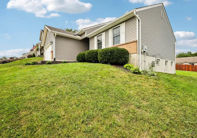 Photo 2 of Single family home for sale at 349 Timber Hl Dr, Hamilton, OH 45013 | MLS# 1887321 | Listing updated on 2026-09-08