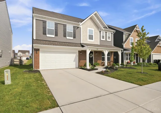 Photo 2 of Single family home for sale at 3388 Fieldview Dr, Batavia, OH 45103 | MLS# 1887327 | Listing updated on 2026-07-22