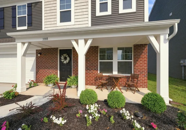 Photo 3 of Single family home for sale at 3388 Fieldview Dr, Batavia, OH 45103 | MLS# 1887327 | Listing updated on 2026-07-22