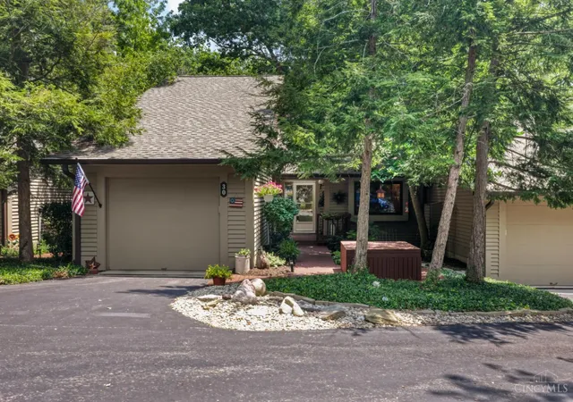 1st image of 30 Big Oak Ln #8, Milford, OH 45150 | MLS# 1887273