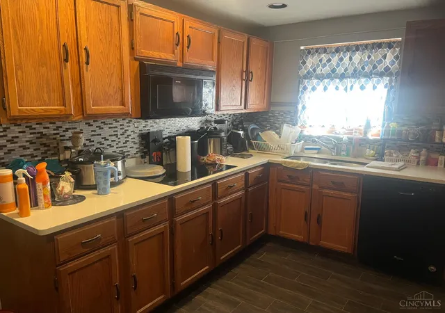 Photo 3 of Single family home for sale at 4013 Westwood Northern Blvd, Cincinnati, OH 45211 | MLS# 1886146 | Listing updated on 2026-07-23
