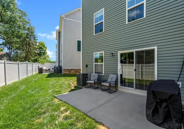 5th image of 44 Wentworth Ln, Deer Park, OH 45236 | MLS# 1887043