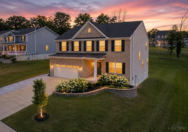1st image of 1372 Autumn Ridge Dr, Lebanon, OH 45036 | MLS# 1887375