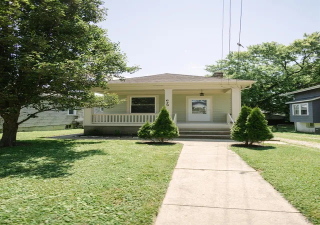 Photo 3 of Sale Pending at 679 Elliott Ave, Arlington Heights, OH 45215 | MLS# 1887372 | Listing updated on 2026-09-09
