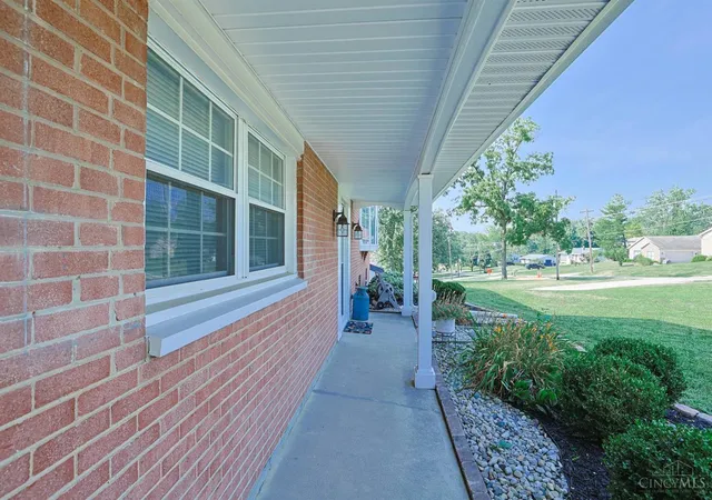 3rd image of 578 Britton Ln, Monroe, OH 45050 | MLS# 1887468