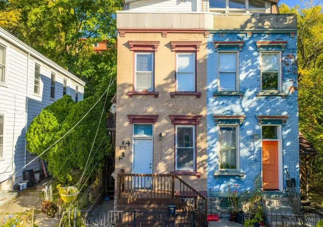 2nd image of 210 Dorsey St, Cincinnati, OH 45202 | MLS# 1887315