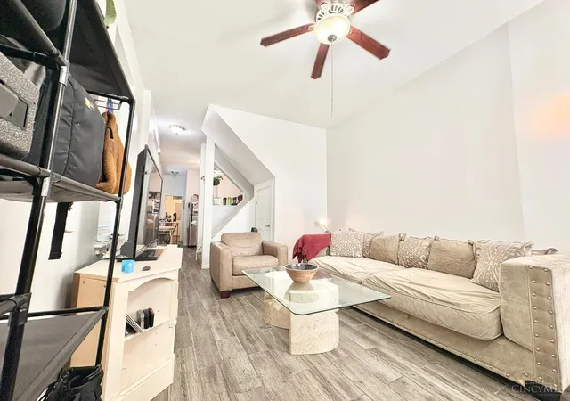 Listing Photo 5 - Condo for sale in building located at 210 Dorsey St, Cincinnati, OH 45202