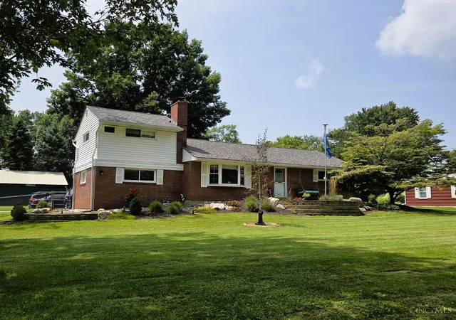 2nd image of 4656 Old Beechwood Rd, Union Twp, OH 45244 | MLS# 1887422
