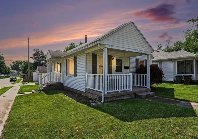 3rd image of 2100 Courtland Ave, Dayton, OH 45420 | MLS# 1887483