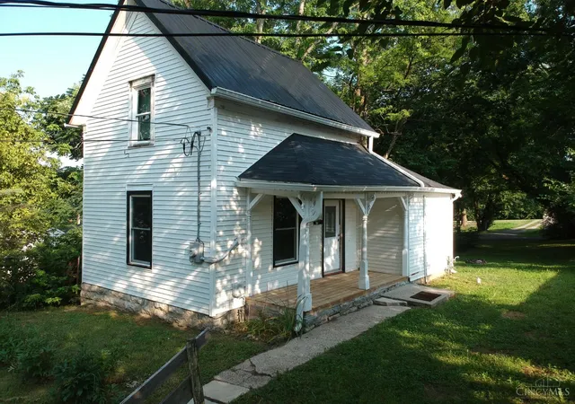 1st image of 110 Smith St, Greenfield, OH 45123 | MLS# 1887443