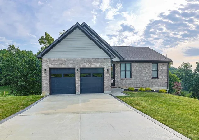 2nd image of 20904 Augusta Dr, Lawrenceburg, IN 47025 | MLS# 1887208