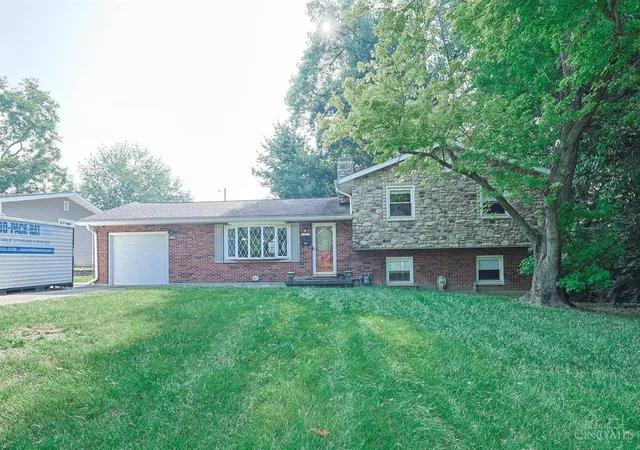1st image of 1307 Park Dr, Middletown, OH 45044 | MLS# 1887464