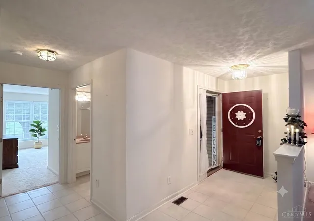 4th image of 320 Gatehouse Ct, Monroe, OH 45050 | MLS# 1886580