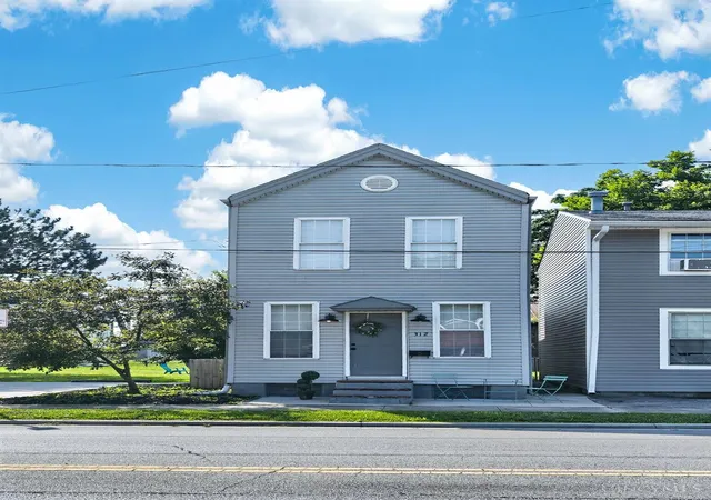 2nd image of 312 S B St, Hamilton, OH 45013 | MLS# 1887565