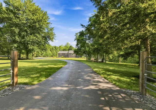 2nd image of 488 Green Rd, Pierce Twp, OH 45255 | MLS# 1887553