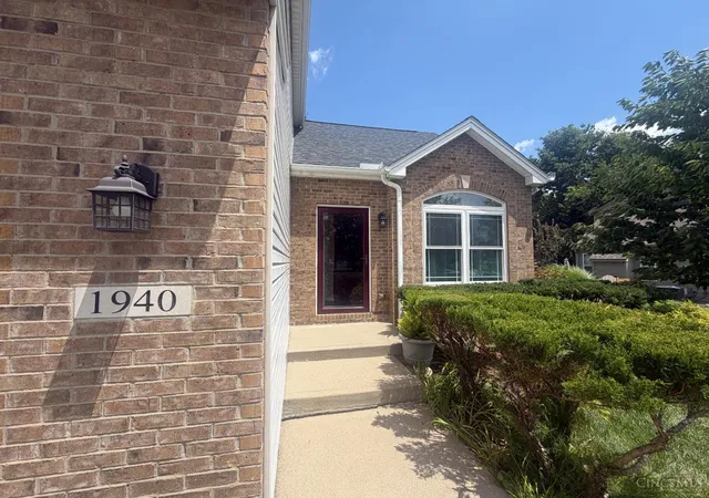 4th image of 1940 Michelle Ln, Middletown, OH 45044 | MLS# 1887533
