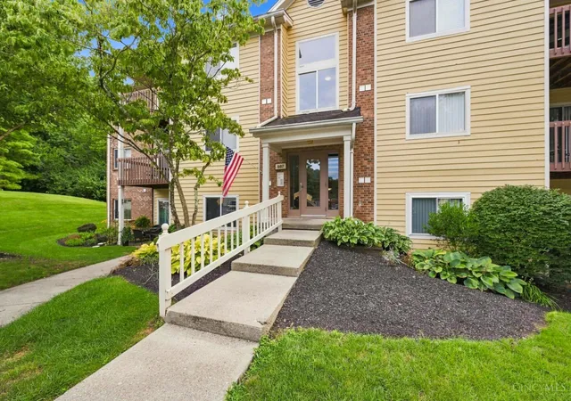 1st image of 987 Cedar Ridge Dr #12, Cincinnati, OH 45245 | MLS# 1887578