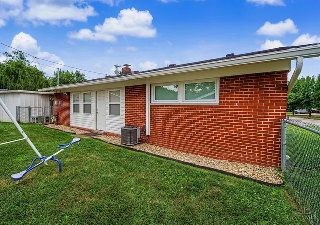 27th image of 5041 Glouster Ave, Riverside, OH 45431 | MLS# 1887632