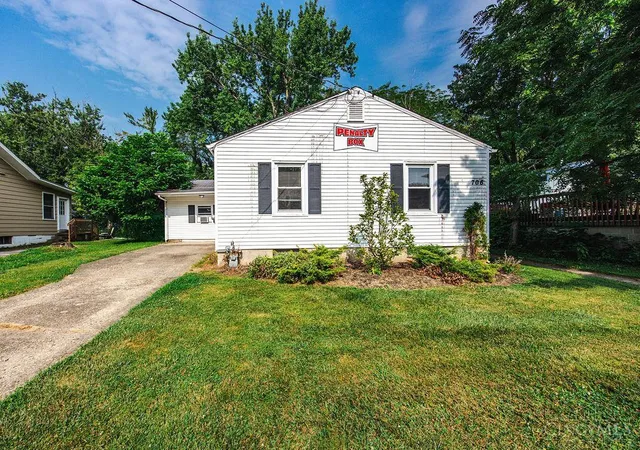Photo 1 of Single family home for sale at 706 S Campus Ave, Oxford, OH 45056 | MLS# 1887304 | Listing updated on 2026-07-21