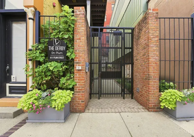 3rd image of 411 Plum St, Cincinnati, OH 45202