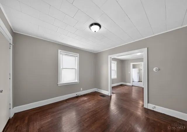 4th image of 2054 Dale Rd, Norwood, OH 45212