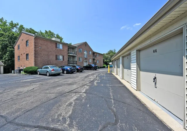 2nd image of 1605 Gelhot Dr, Fairfield, OH 45014