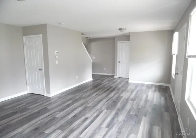 2nd image of 466 W Kemper Rd, Cincinnati, OH 45246 | MLS# 1887630