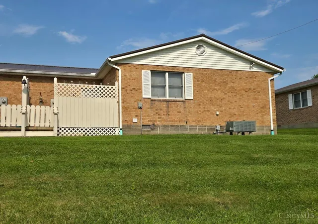 2nd image of 1145 Northview Dr, Hillsboro, OH 45133